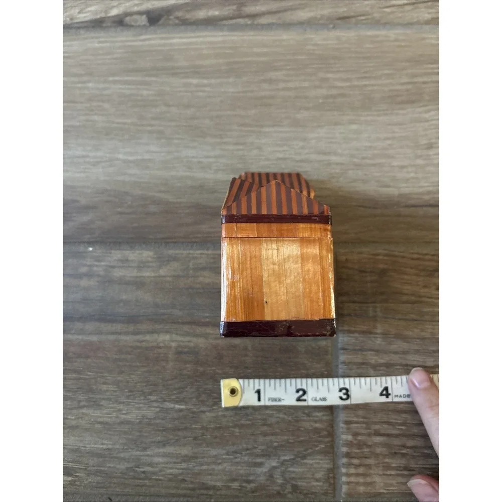 VTG Trinket/Jewelry Box Wheat Straw Balsa Wood Marquetry Victorian House